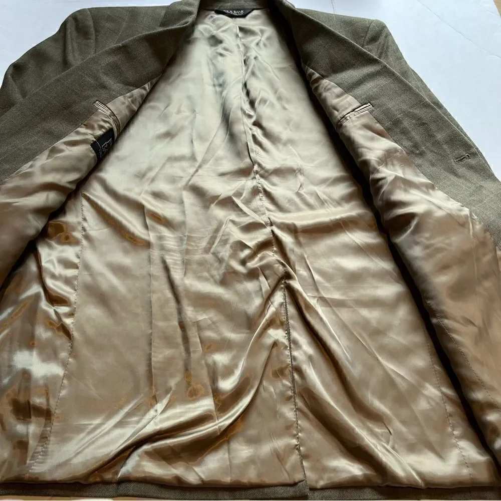 Jos A. Bank Men's Silk and Wool Sport Coat Olive W/ blue and tan stripe Size 40R